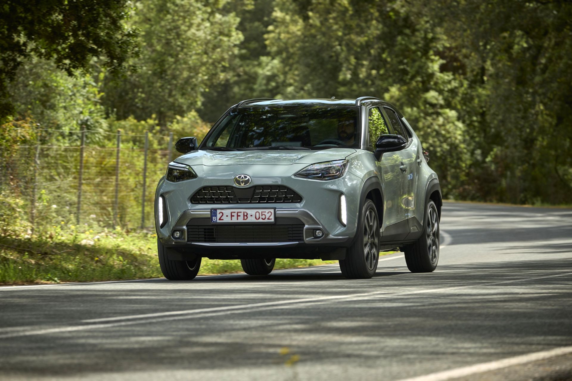 2024-yaris-cross-urban-carnet-hir